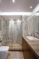 Be Queen-Your Urban Stay