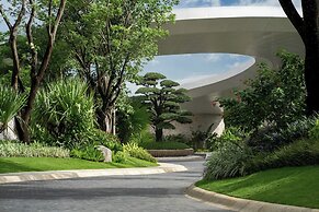 Kimpton Aqeos Hainan by IHG