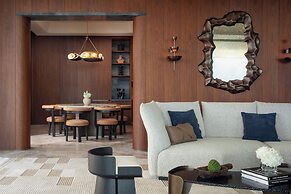 Kimpton Aqeos Hainan by IHG