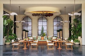 Kimpton Aqeos Hainan by IHG