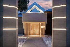 Kimpton Aqeos Hainan by IHG