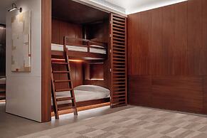 Kimpton Aqeos Hainan by IHG