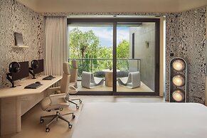 Kimpton Aqeos Hainan by IHG