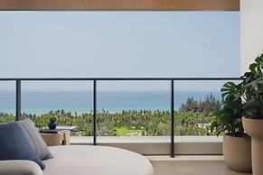 Kimpton Aqeos Hainan by IHG