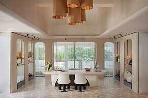 Kimpton Aqeos Hainan by IHG