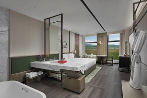 Hualuxe Chongqing Science Hall