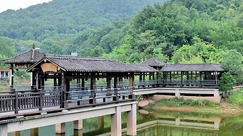 Hualuxe Chongqing Science Hall