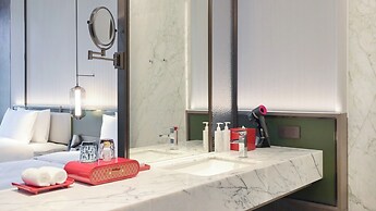 Hualuxe Chongqing Science Hall