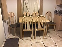 5 bed Private Lakeside Villa and South Facing Pool