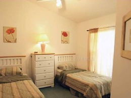 5 bed Private Lakeside Villa and South Facing Pool