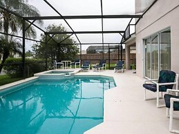 5 bed Private Lakeside Villa and South Facing Pool