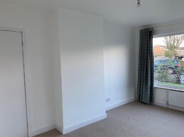 3-bed Bungalow Near Hayling Island Sailing Club