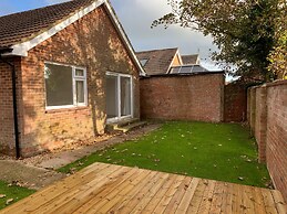 3-bed Bungalow Near Hayling Island Sailing Club