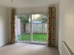 3-bed Bungalow Near Hayling Island Sailing Club