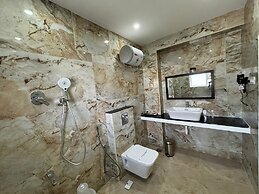 Forest Transit Hotel