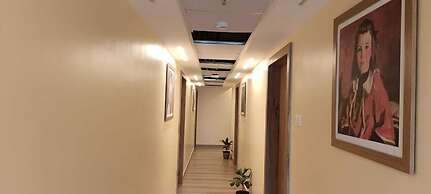 Forest Transit Hotel