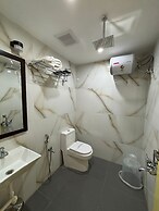 Forest Transit Hotel