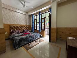 Hotel Mountain Trail