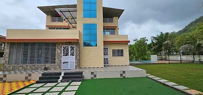 Solace By Joy Suites