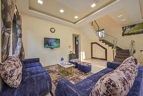 Paramount By Joy Suites