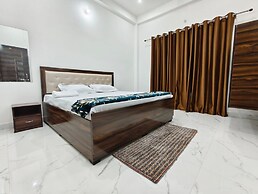 Bharat Raj Homestay By GRB