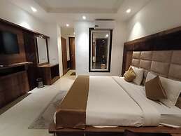 RR HOTEL BY SONACHI