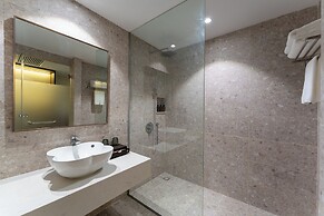 The Skye Phnom Penh Hotel & Apartments