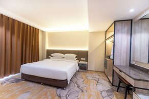 The Skye Phnom Penh Hotel & Apartments