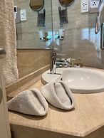 Amman West Luxury Hotel