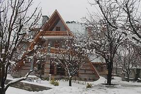 Mandawara - Shri Orchard House