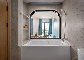 Moonlit Suites Hotel