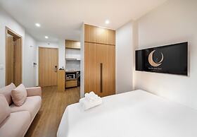 Moonlit Suites Hotel