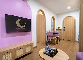 Moonlit Suites Hotel