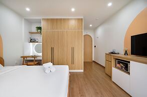 Moonlit Suites Hotel