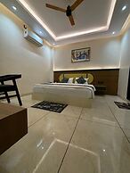 Hotel Shakuntla Palace