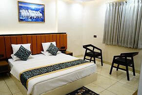 Hotel Shakuntla Palace