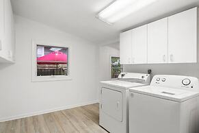 The Grande Hyde Out Hyde Park Home Inlaw Suite