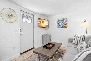 The Lil Hyde Out Cute Hyde Park Apt