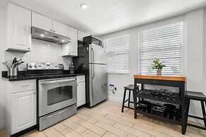 The Lil Hyde Out Cute Hyde Park Apt