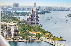 Wavefront Oasis in Miami
