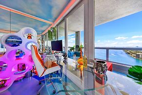 Disco Cloud Condo in Miami