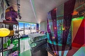 Disco Cloud Condo in Miami