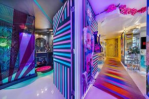 Disco Cloud Condo in Miami