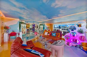 Disco Cloud Condo in Miami