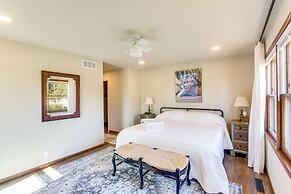 Kansas Gem w/ Fire Pit & Views: 10 Mi to Dtwn!