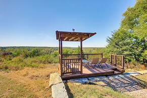 Kansas Gem w/ Fire Pit & Views: 10 Mi to Dtwn!