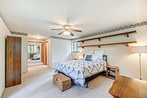 Close to Wine Trail: Home w/ Deck Near Applegate