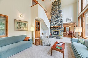 Close to Wine Trail: Home w/ Deck Near Applegate