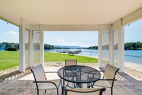 Beach + Pool Access: Smith Mountain Lake Getaway!