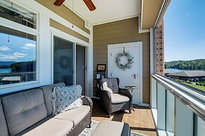 Beach + Pool Access: Smith Mountain Lake Getaway!